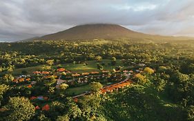 Montana De Fuego Mountain Resort & Spa